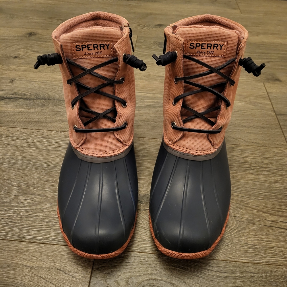 Sperry Women's Saltwater Pink Leather Duck Boots